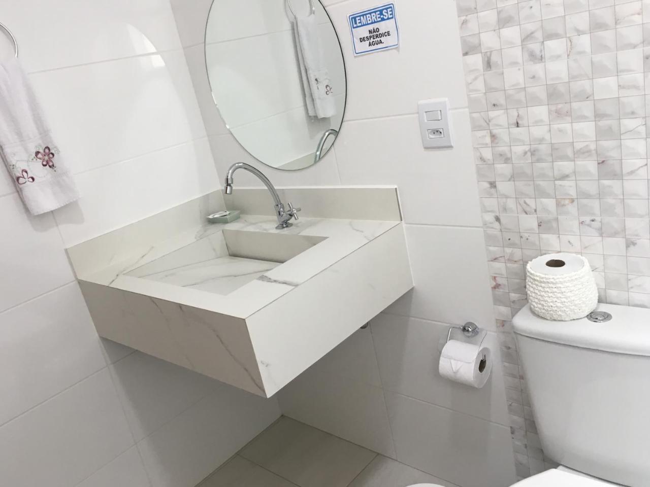 Pousada Vila Regina Penha  Eksteriør billede